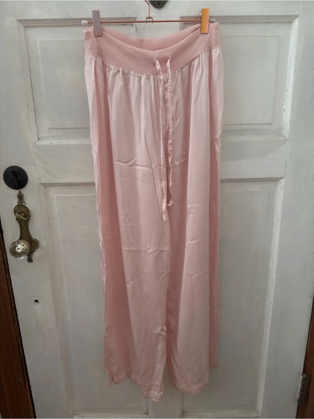 PJ Harlow Jolie Pants Laura Top Pale Pink Satin Pajama Set Tank Top - Picture 6 of 6